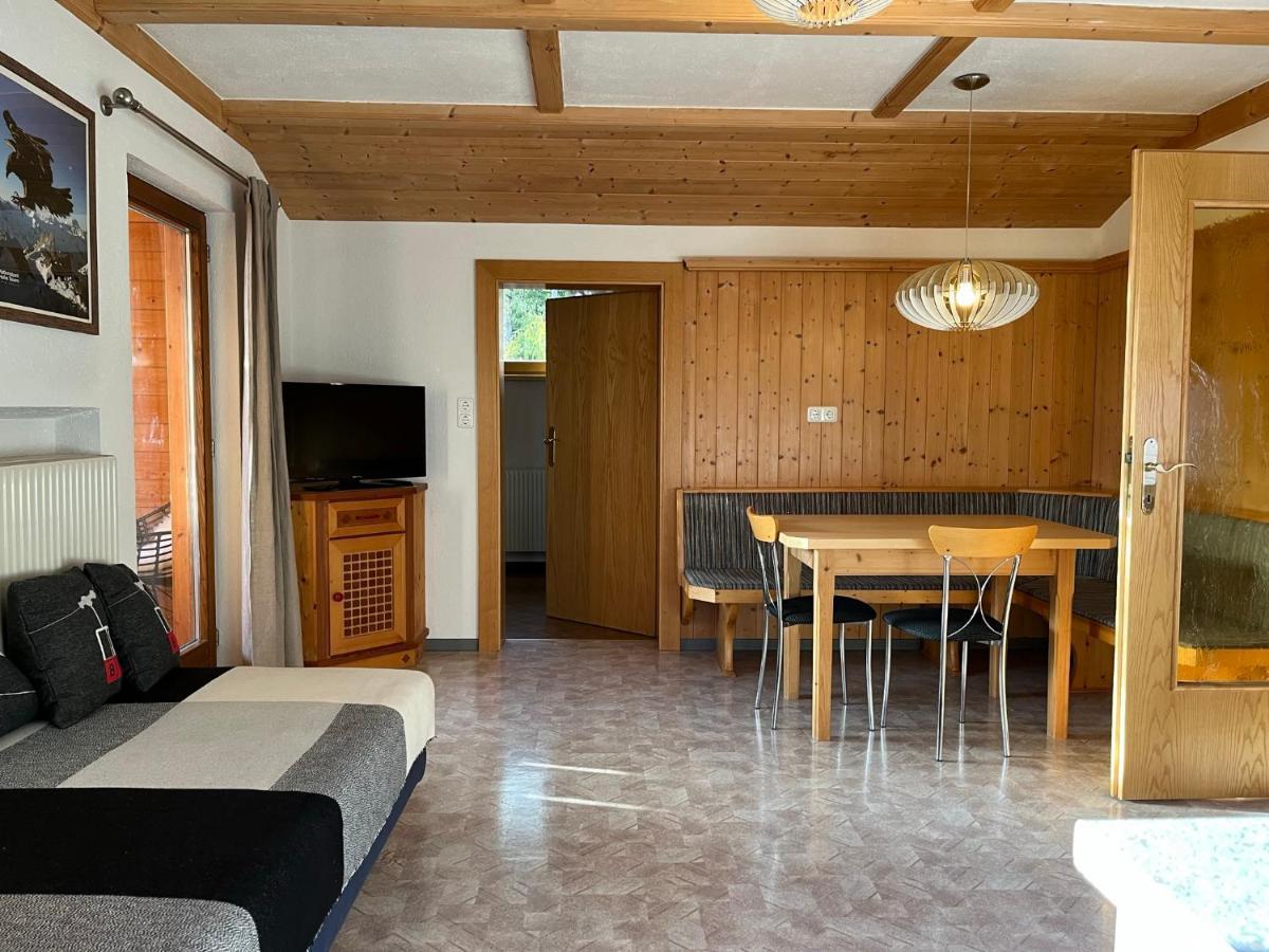 Bergmanns Ferienapartment Debant Eksteriør billede